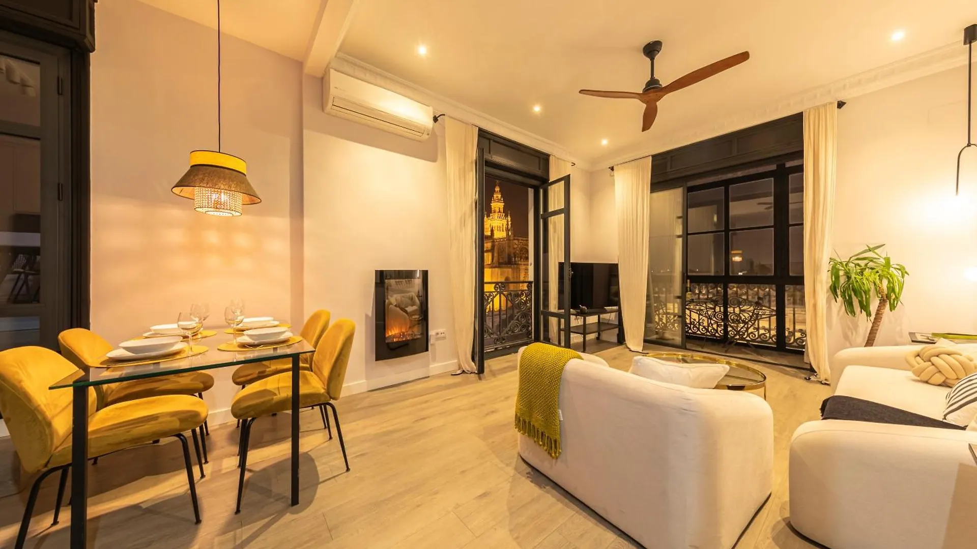 Isg Apartments The Most Exclusive Apartment In Sevillaparking