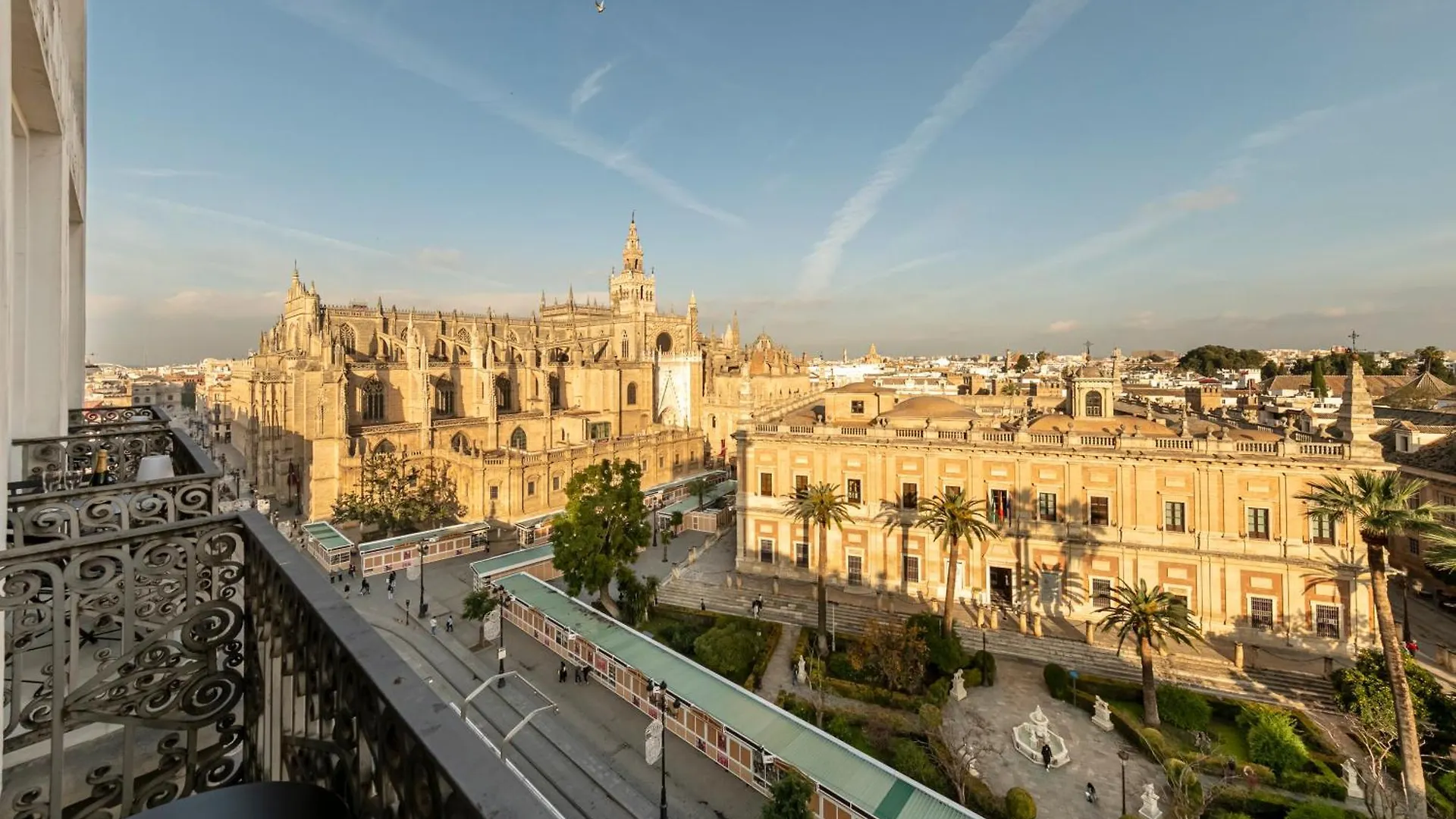 Isg Apartments The Most Exclusive Apartment In Sevillaparking 0*, Seville Spain